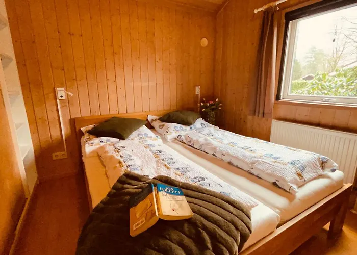 بيت للعطل Mit Drei Schlafzimmern Naehe Freizeitpark Schloss Dankern Dankernsee هارن
